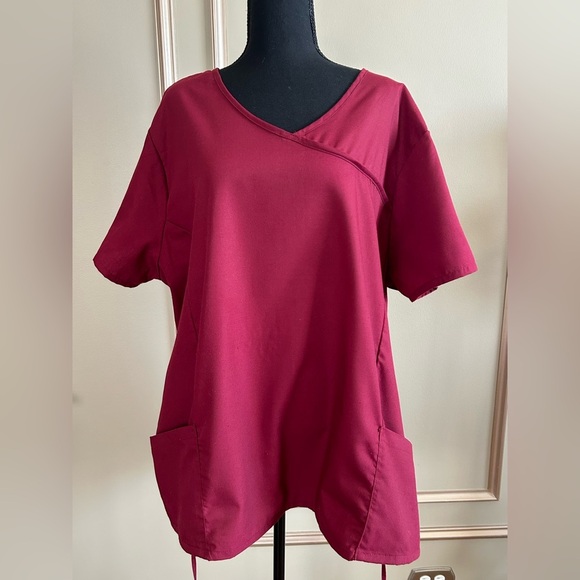 Denice Burgundy Wrap V-Neck Scrub Top with Pockets Size 3XL - Picture 2 of 6